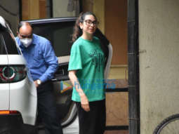 Photos: Karisma Kapoor snapped in Khar