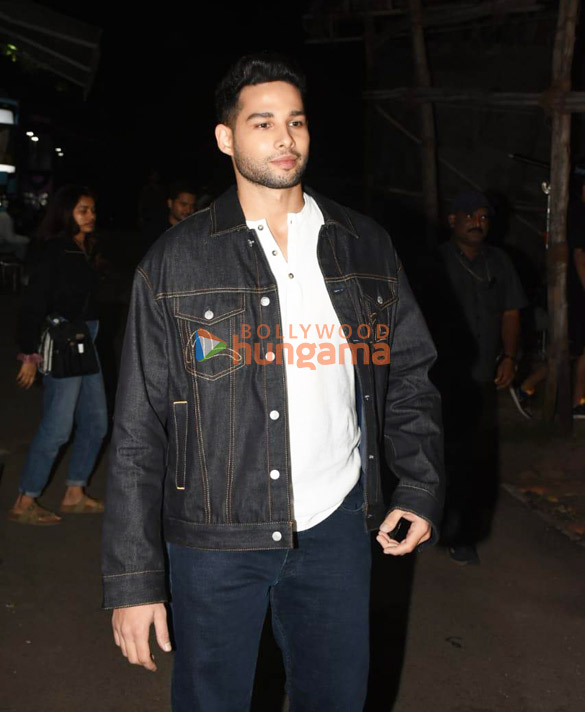 photos katrina kaif ishaan khatter and siddhant chaturvedi snapped promoting phone bhoot 6