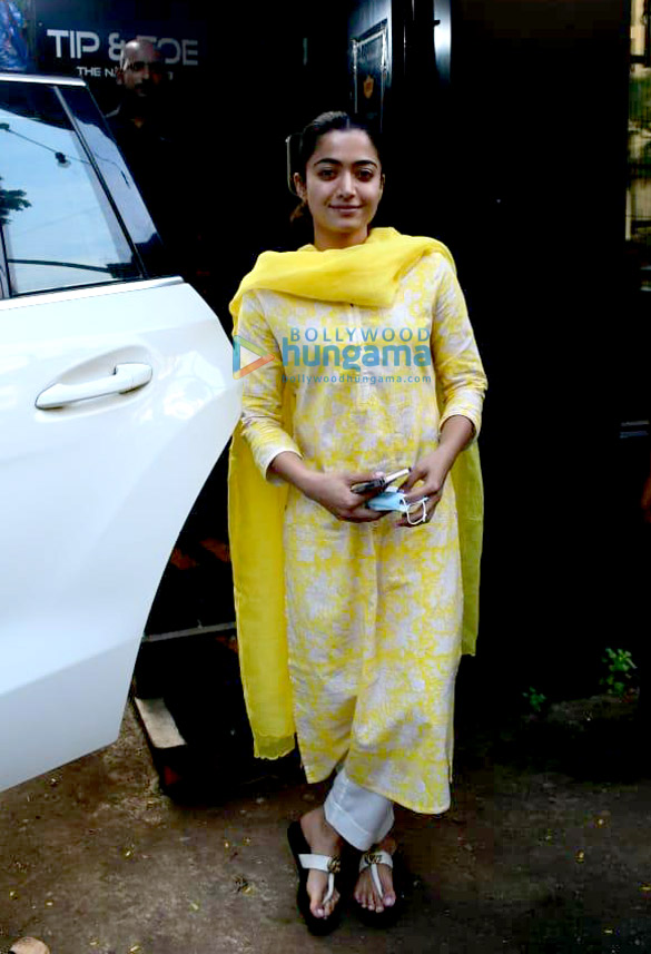 photos rashmika mandanna snapped outside a nail spa in juhu 1