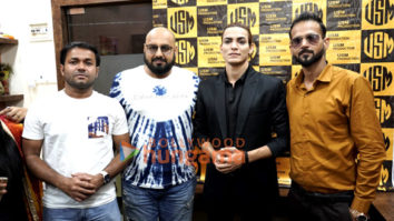 Photos: Rizwaan Khan, Zeeshan Hussain Kazmi and others snapped at Six Teen launch