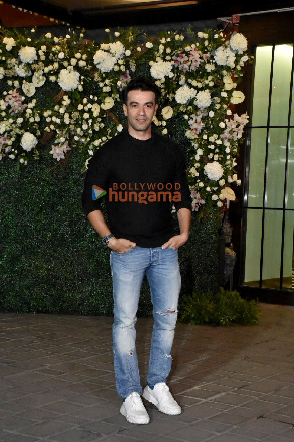 photos salman khan kangana ranaut arbaaz khan and attend aayush sharmas birthday party in bandra 16