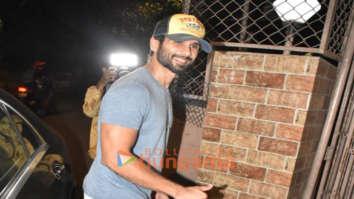Photos: Shahid Kapoor snapped outside a dubbing studio in Bandra