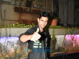 Photos Sidharth Malhotra snapped in Santacruz