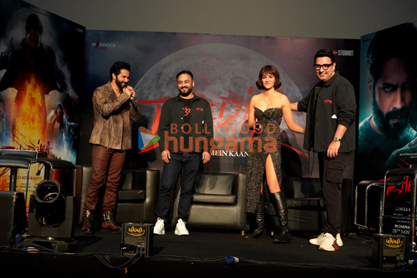 photos varun dhawan kriti sanon dinesh vijan and others grace the trailer launch of bhediya 2