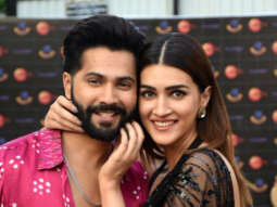 Photos: Varun Dhawan and Kriti Sanon promote Bhediya in Mumbai