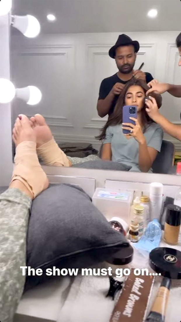Pooja Hegde shoots despite suffering a ligament tear, says 'show must go on' Pooja Hegde shoots despite suffering a ligament tear, says 'show must go on'