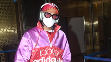 Ranveer Singh steals the limelight with his bright pink hoodie