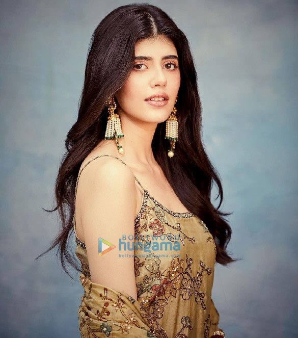 sanjana sanghi 1 90