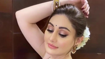 Shefali Jariwala is ready for Diwali in her mesmerizing blue saree