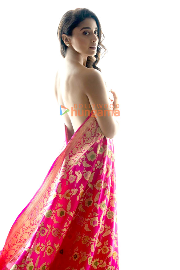 shriya saran 3 4