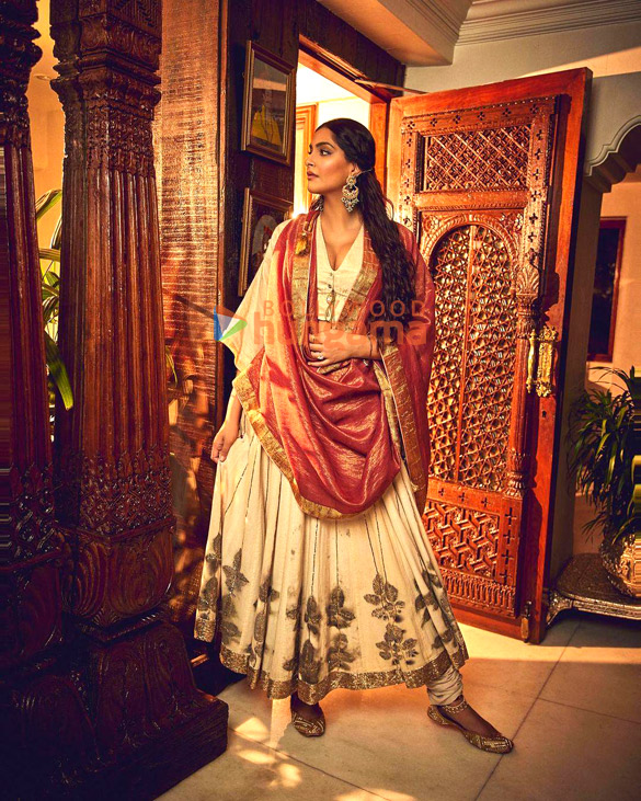 sonam kapoor ahuja 4 11
