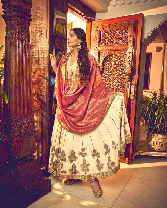 sonam kapoor ahuja 9 3