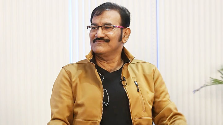 Sudesh Bhosle’s heartfelt birthday wishes for Amitabh Bachchan | Music Room Sudesh Bhosle’s heartfelt birthday wishes for Amitabh Bachchan | Music Room