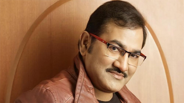 Sudesh Bhosale’s heartfelt birthday wishes for Amitabh Bachchan | Music Room Sudesh Bhosale’s heartfelt birthday wishes for Amitabh Bachchan | Music Room