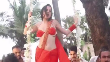 Uorfi Javed’s BTS from ‘Haye Haye Yeh Majboori’ is rib-tickling