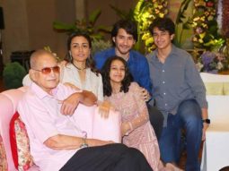 Mahesh Babu poses for a family photo two weeks after mother Indira Devi’s demise; Namrata writes a heartfelt note
