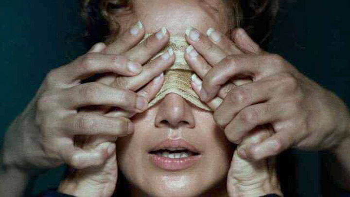 Blurr | Official Teaser | Taapsee Pannu | Gulshan Devaiah | ZEE5 Original Film Blurr | Official Teaser | Taapsee Pannu | Gulshan Devaiah | ZEE5 Original Film