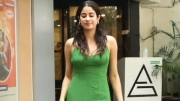 Janhvi Kapoor looks beautiful in a green dress
