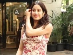 Janhvi Kapoor poses with a fan in cute floral outfit