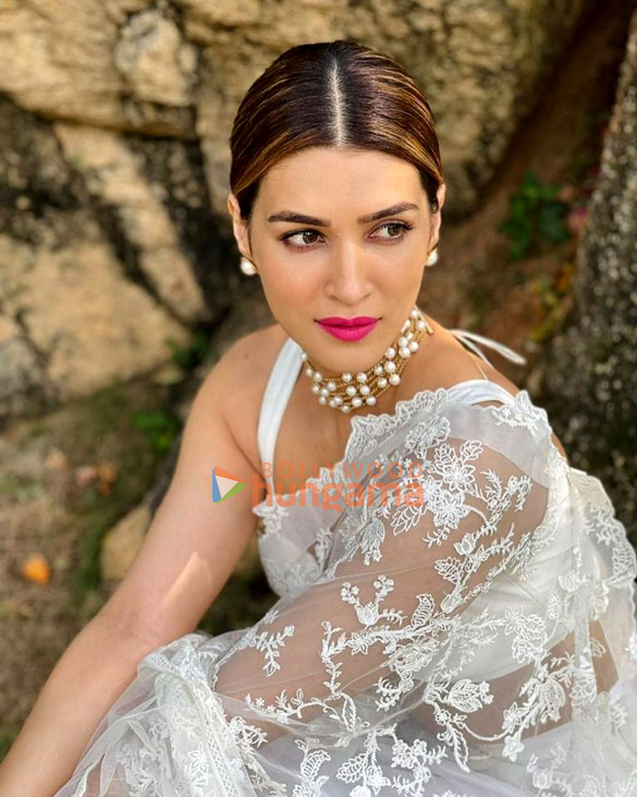 kriti sanon 2 136