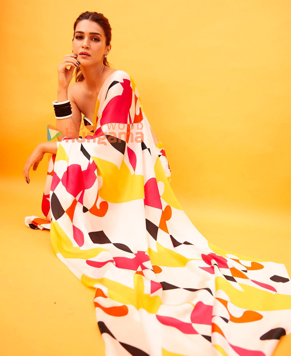 kriti sanon 2 122