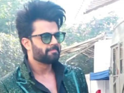 Maniesh Paul looks dapper in green sequin suit