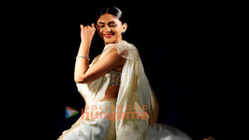 Celebrity Photos of Mrunal Thakur