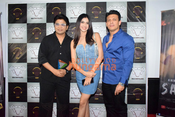 photos ankit tiwari aadil jaipuri kashika kapoor divyansh pandit and others grace the launch of the song saajan 4