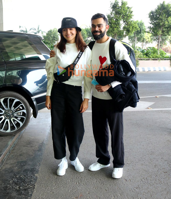 Photos: Anushka Sharma, Virat Kohli, Poonam Pandey and others snapped at the airport
