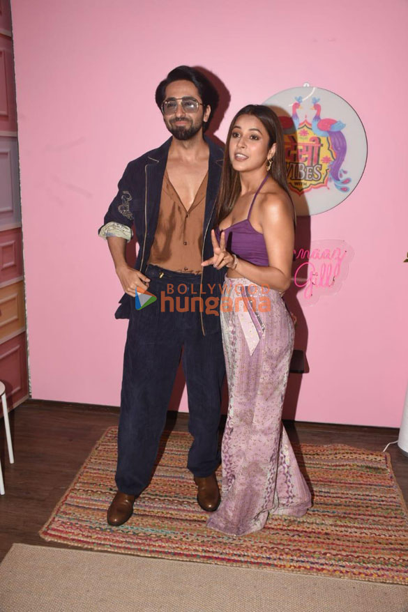 Photos: Ayushmann Khurrana snapped promoting An Action Hero on Shehnaaz Gill’s chat show Desi Vibes Photos: Ayushmann Khurrana snapped promoting An Action Hero on Shehnaaz Gill’s chat show Desi Vibes