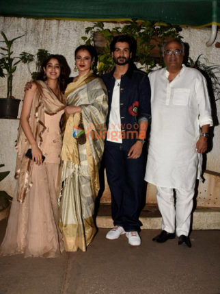 Photos: Boney Kapoor, Janhvi Kapoor, Rekha and Sunny Kaushal snapped at the screening of Mili