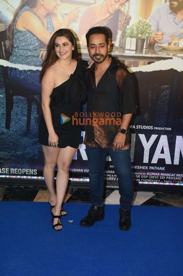 photos celebs attend the premiere of drishyam 2 5
