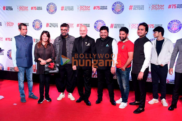 photos celebs grace the special screening of uunchai7 1