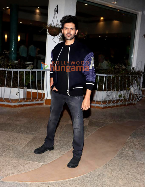 photos kartik aaryan snapped promoting the music of freddy in mumbai 1