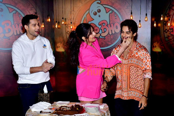 photos katrina kaif siddhant chaturvedi celebrate ishaan khatters birthday during phone bhoot promotions 5