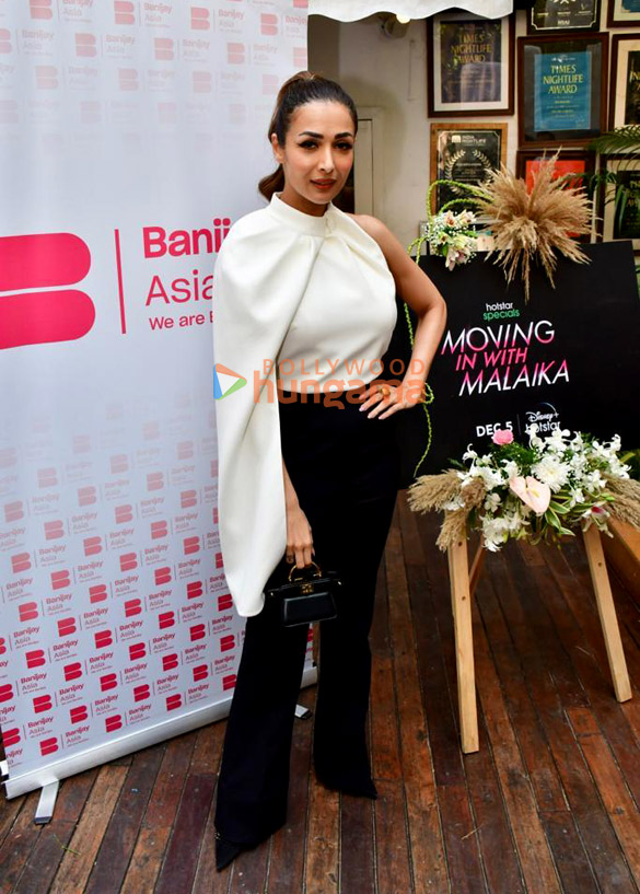 photos malaika arora snapped promoting her new show moving in with malaika outside olive bandra 4