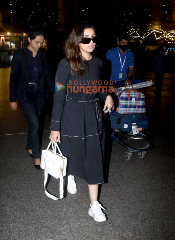 Photos: Parineeti Chopra, Huma Qureshi, Rajkummar Rao and others snapped at the airport Photos: Parineeti Chopra, Huma Qureshi, Rajkummar Rao and others snapped at the airport