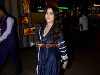 Photos: Priyanka Chopra Jonas, Akshay Kumar and Janhvi Kapoor snapped at the airport