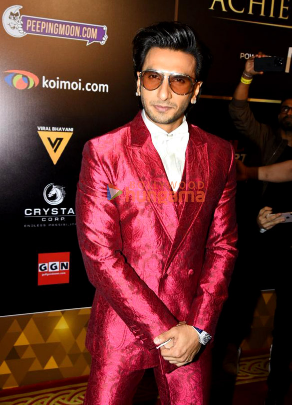Photos: Ranveer Singh, Arjun Kapoor and other celebs attend Filmfare Achievers Night Photos: Ranveer Singh, Arjun Kapoor and other celebs attend Filmfare Achievers Night