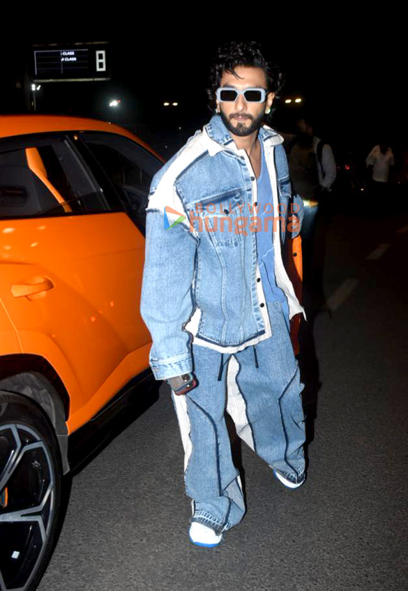 photos ranveer singh snapped at the airport 4 4