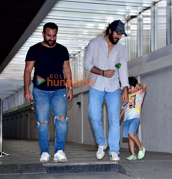 photos saif ali khan ibraham ali khan and taimur ali khan spotted at hakkasan in bandra 2