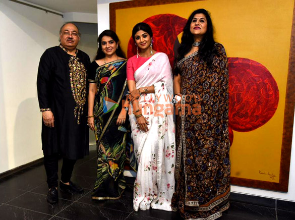 photos shilpa shetty snapped attending the inauguration of krishn kanhais paintings at the tao art gallery 3