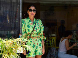 Photos: Shriya Saran spotted post lunch at a restaurant in Bandra