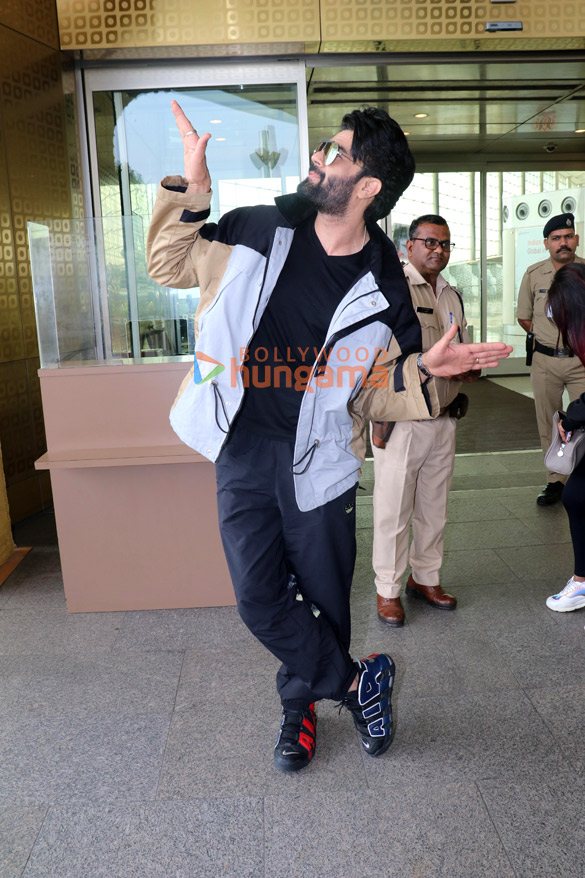 photos urvashi rautela chitrangda singh neha dhupia and others snapped at the airport 10