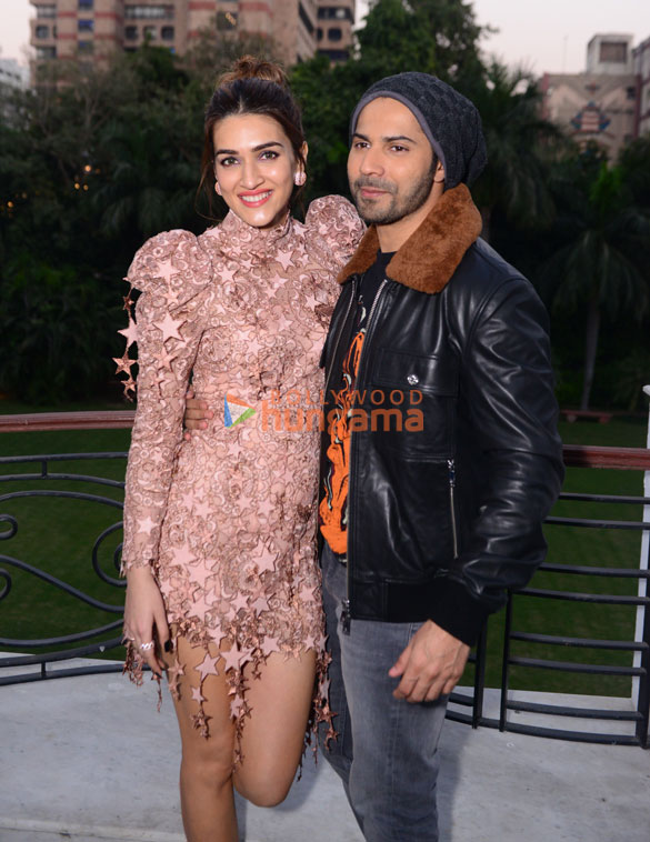photos varun dhawan kriti sanon and abhishek banerjee snapped promoting bhediya 3