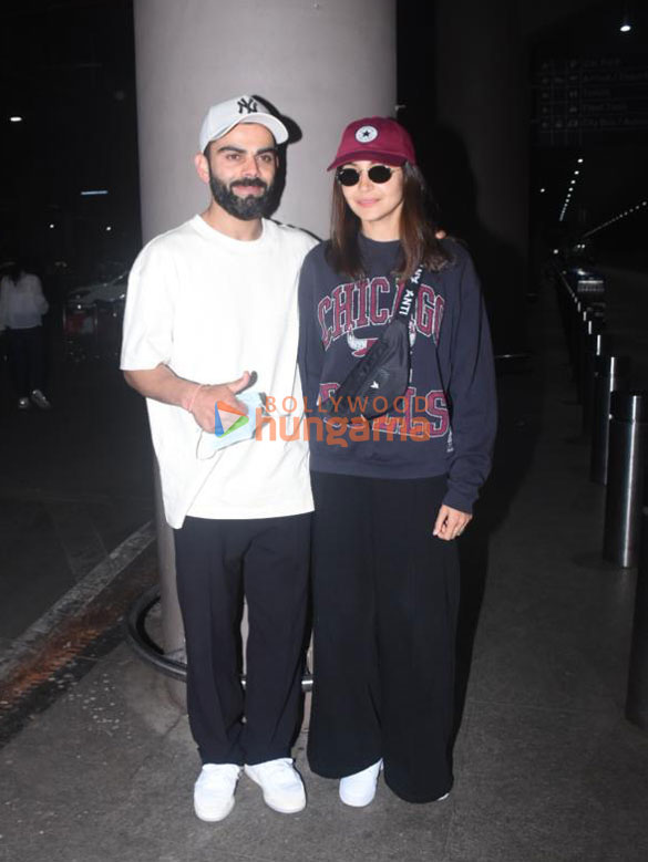 photos varun dhawan mouni roy arjun kapoor and others snapped at the airport 11 1