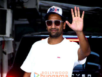Photos: Vicky Kaushal snapped at a dubbing studio in Juhu