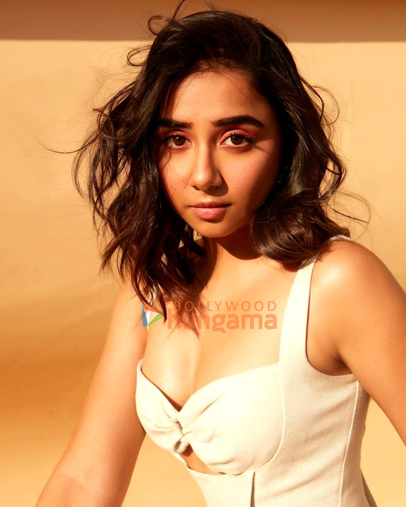 prajakta koli 1 8