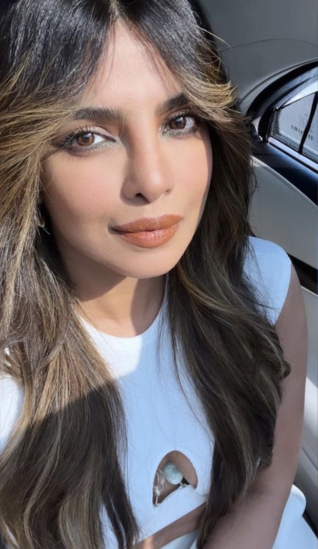 Priyanka Chopra Jonas rules Mumbai streets in a racy crop top with cut-out and pants; but her understated makeup is what steals the show Priyanka Chopra Jonas rules Mumbai streets in a racy crop top with cut-out and pants; but her understated makeup is what steals the show