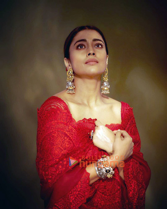 shriya saran 5 6